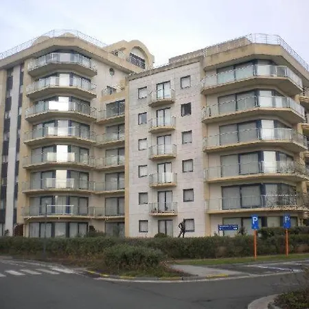 Residente Topaze Gem 1 Slpk App Luxe Afw & Ruime Parking Incl De Panne